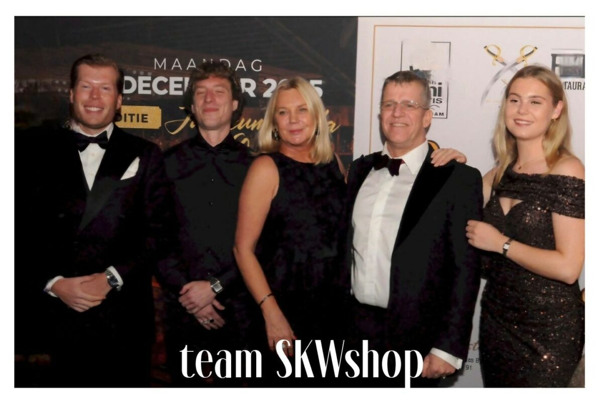 Beste wensen voor het nieuwe jaar! 1 skwshop team 1